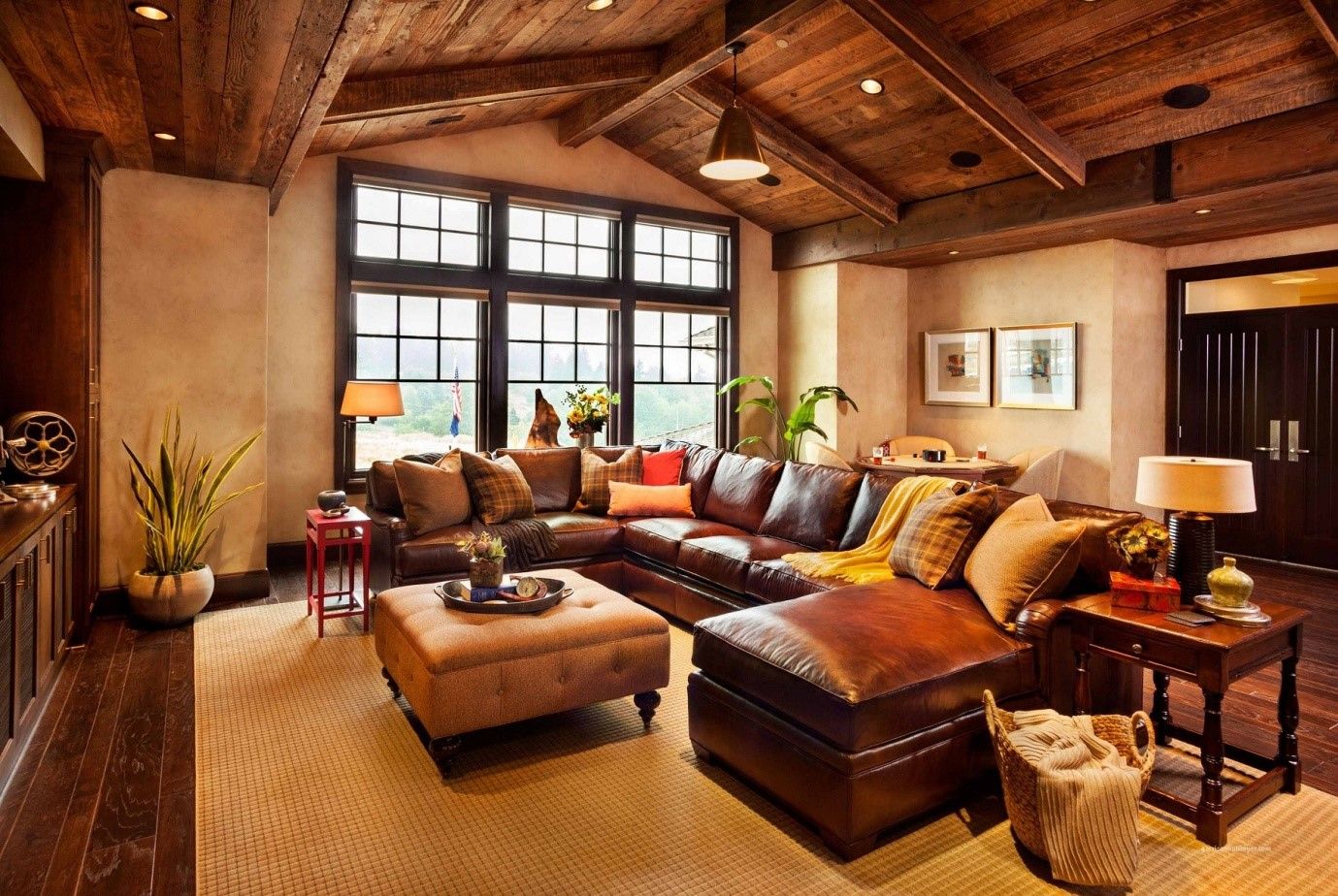 What Wood Color Is Best for Creating a Warm, Inviting Space?